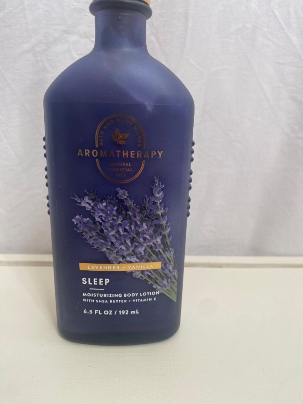 Bath & Body Works New Aromatherapy Sleep Lavender Vanilla Body Lotion 6.5 oz - Picture 4 of 4